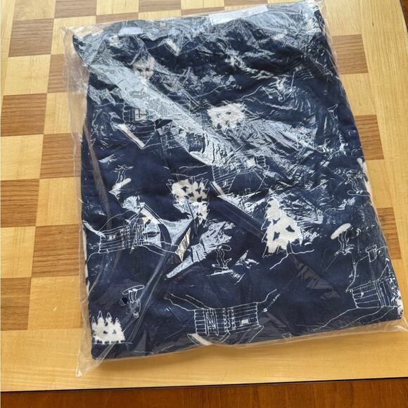 NWT Old Navy Winter Holiday Ski Flannel Jogger Pajama Pants L Skier Snowboard - Picture 4 of 5